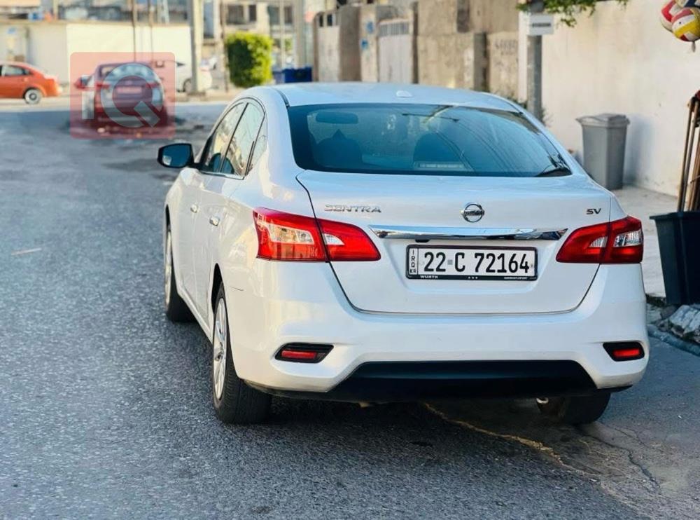 نیسان سێنترا